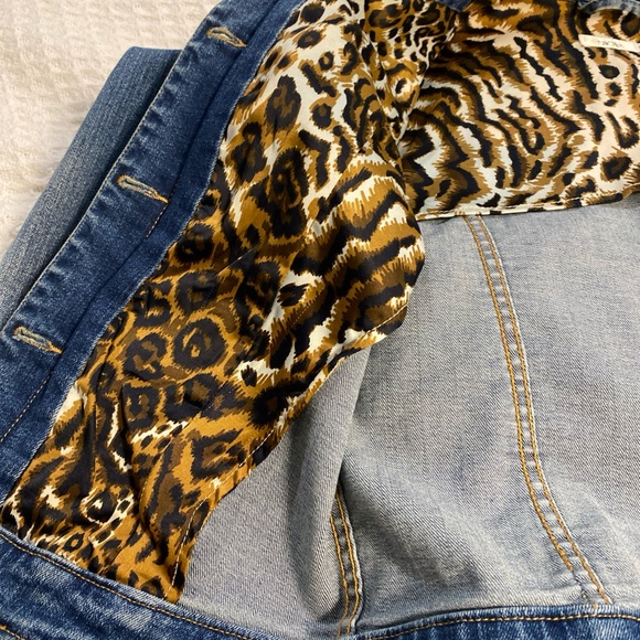 Cache Denim Jacket with Rhinestone Floral Buttons - Picture 8 of 11